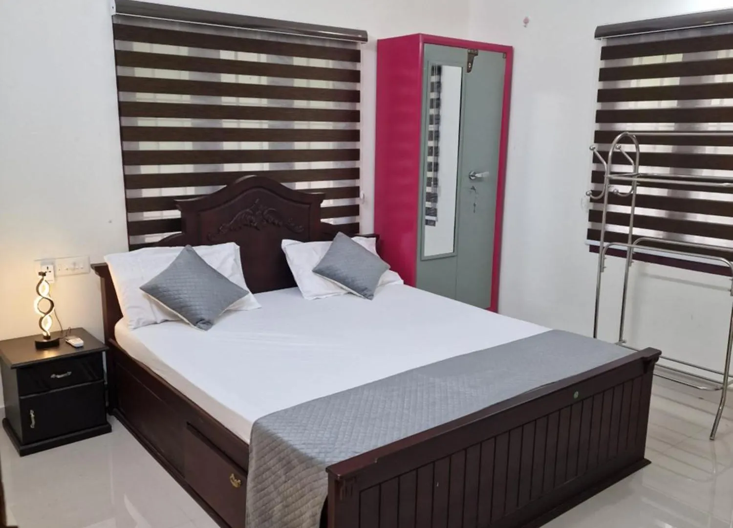 Short Term 3 Bedroom House Chengannur India